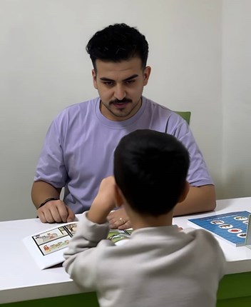 پدرام خدایی